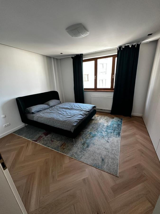 شقة Luxury Penthouse At The Historical Centre With Free Parking براتسيلافا المظهر الخارجي الصورة