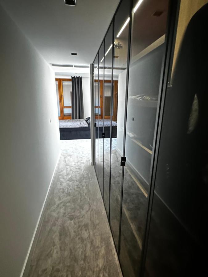 شقة Luxury Penthouse At The Historical Centre With Free Parking براتسيلافا المظهر الخارجي الصورة