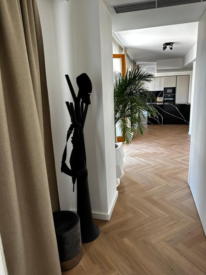 شقة Luxury Penthouse At The Historical Centre With Free Parking براتسيلافا المظهر الخارجي الصورة